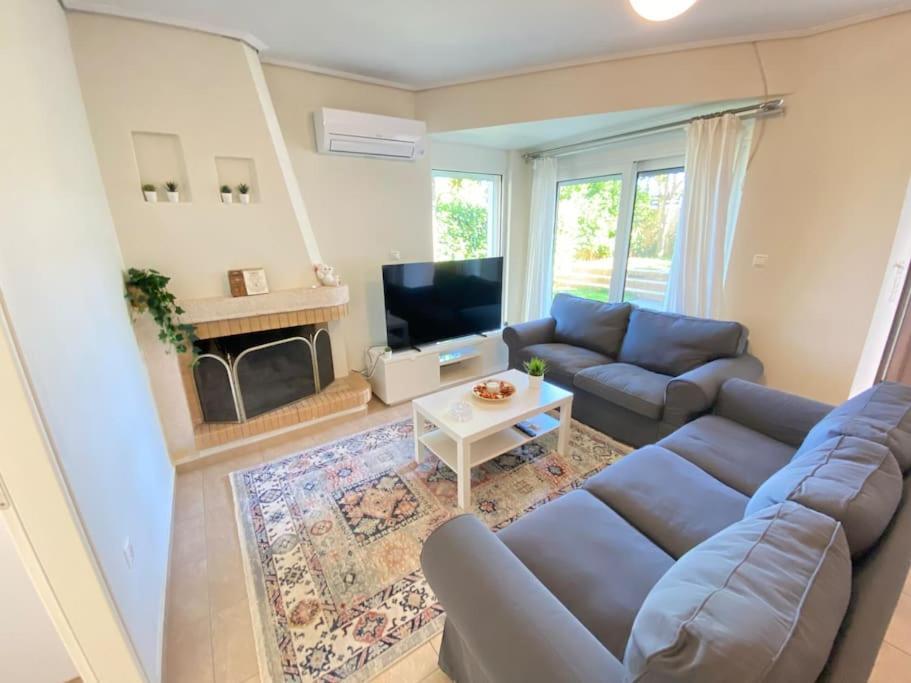 Cozy 2 Room Apartment With Garden Near Athens Air-Port Αρτέμιδα Εξωτερικό φωτογραφία