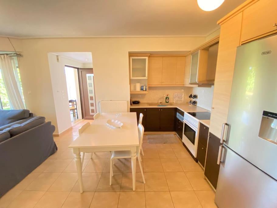 Cozy 2 Room Apartment With Garden Near Athens Air-Port Αρτέμιδα Εξωτερικό φωτογραφία