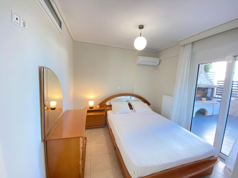 Cozy 2 Room Apartment With Garden Near Athens Air-Port Αρτέμιδα Εξωτερικό φωτογραφία